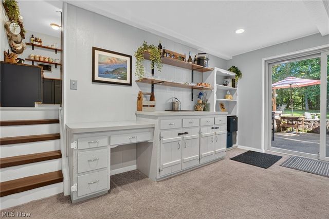 7651 Koch Drive, Parma, OH 44134