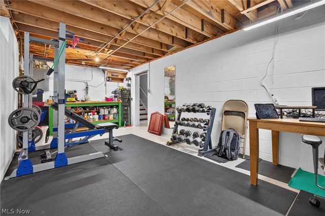 7651 Koch Drive, Parma, OH 44134