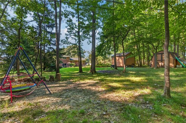 7651 Koch Drive, Parma, OH 44134