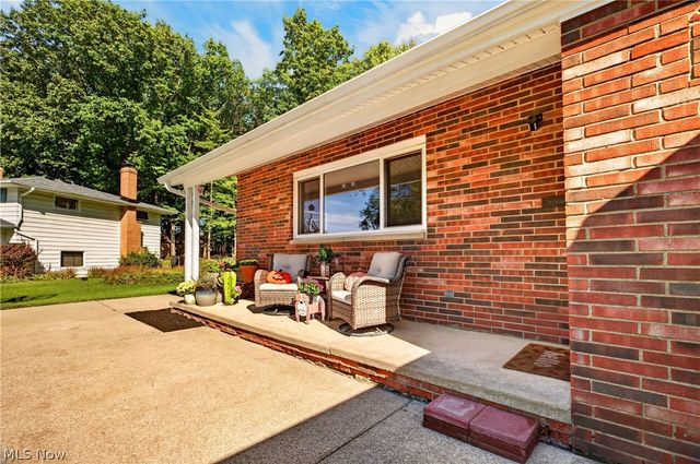 7651 Koch Drive, Parma, OH 44134