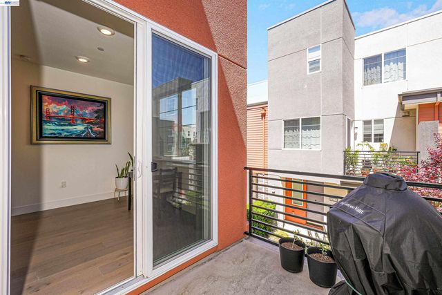29268 Hub Ln, Hayward, CA 94544