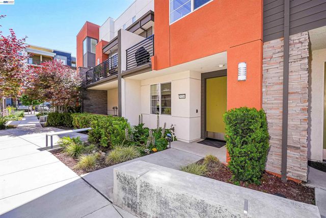 29268 Hub Ln, Hayward, CA 94544