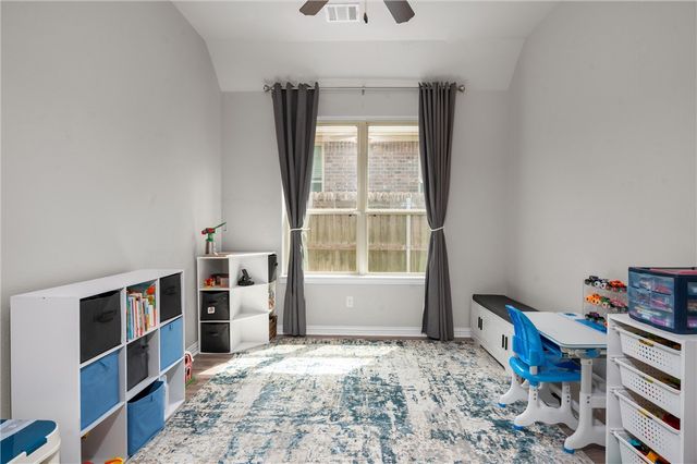 6332 Spartan Drive, College Station, TX 77845