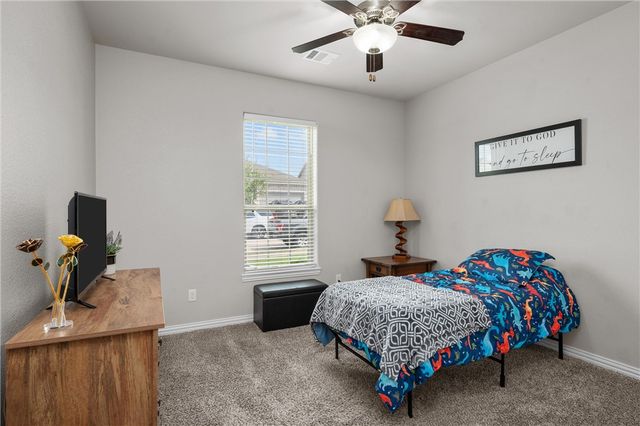 6332 Spartan Drive, College Station, TX 77845