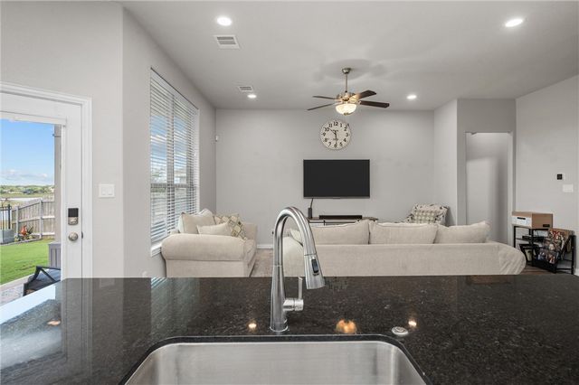 6332 Spartan Drive, College Station, TX 77845