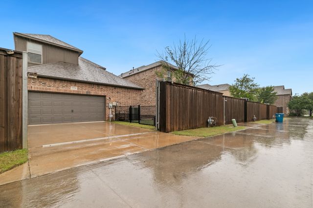 2224 7th Avenue, Flower Mound, TX 75028