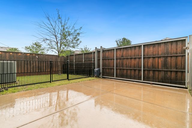 2224 7th Avenue, Flower Mound, TX 75028