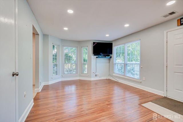 73 Goodwin Drive, North Brunswick, NJ 08902