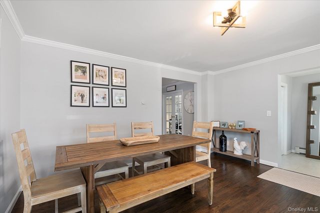 1735 Washington Avenue, Seaford, NY 11783