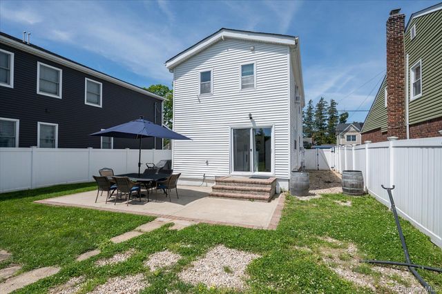1735 Washington Avenue, Seaford, NY 11783