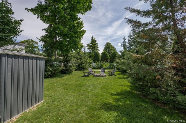 1735 Washington Avenue, Seaford, NY 11783