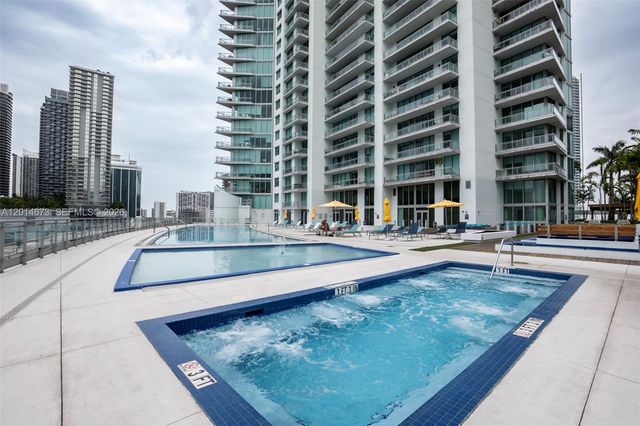 92 SW 3rd St 1812, Miami, FL 33130