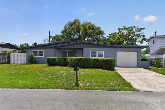 1332 CONTINENTAL DRIVE, Daytona Beach, FL 32117