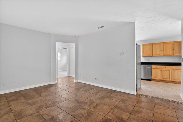 1332 CONTINENTAL DRIVE, Daytona Beach, FL 32117