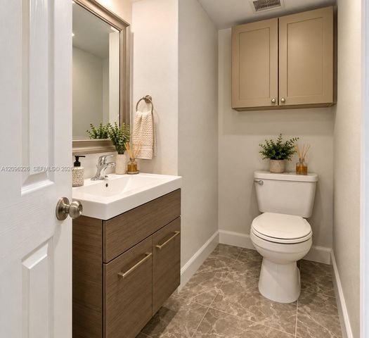 15405 SW 104th Avenue, Miami, FL 33157
