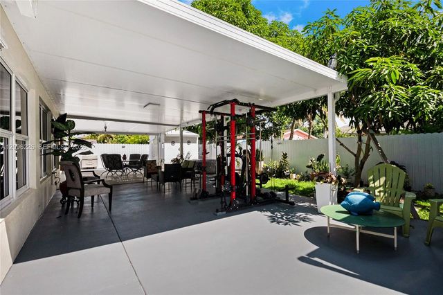 15405 SW 104th Avenue, Miami, FL 33157