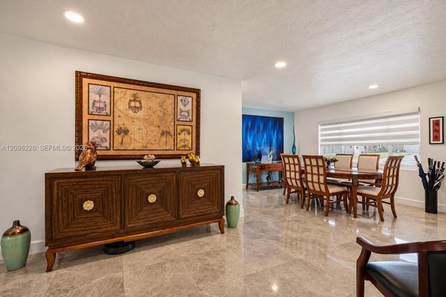 15405 SW 104th Avenue, Miami, FL 33157