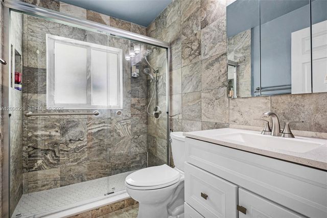 15405 SW 104th Avenue, Miami, FL 33157