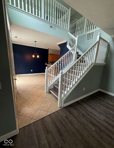 2353 Colfax Lane, Indianapolis, IN 46260