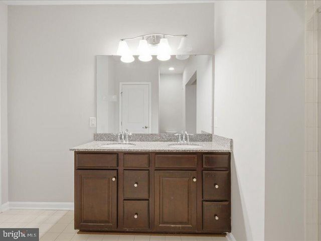 42143 PIEBALD SQ, Aldie, VA 20105