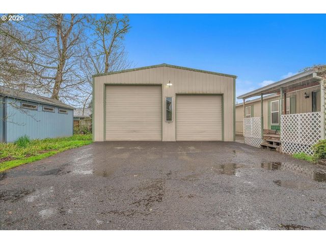 643 Se BROOKWOOD Ave, Hillsboro, OR 97123