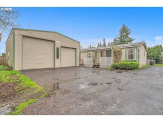 643 Se BROOKWOOD Ave, Hillsboro, OR 97123