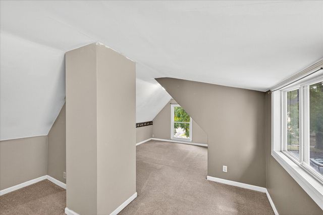 1039 Argyle Street, Saint Paul, MN 55103