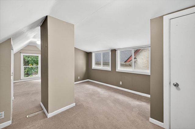 1039 Argyle Street, Saint Paul, MN 55103