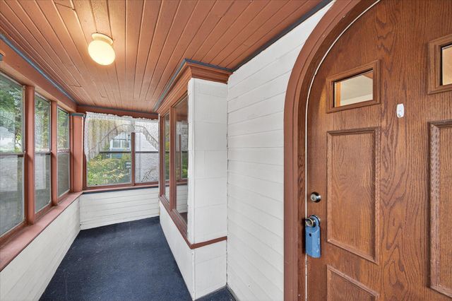 1039 Argyle Street, Saint Paul, MN 55103