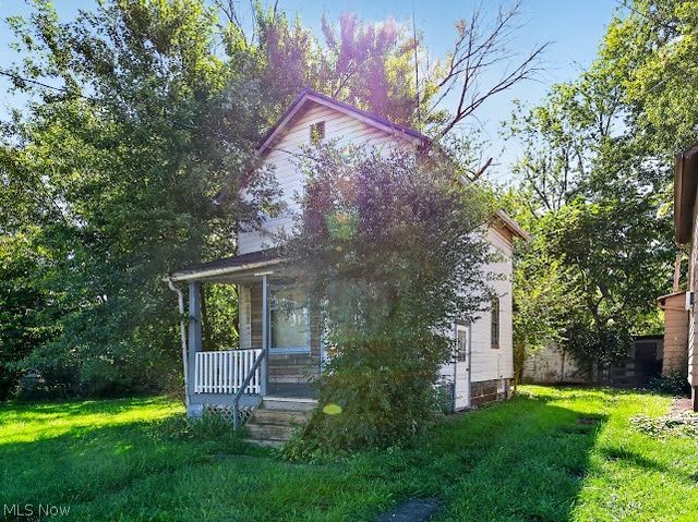 2145 Mcmyler Street NW, Warren, OH 44485