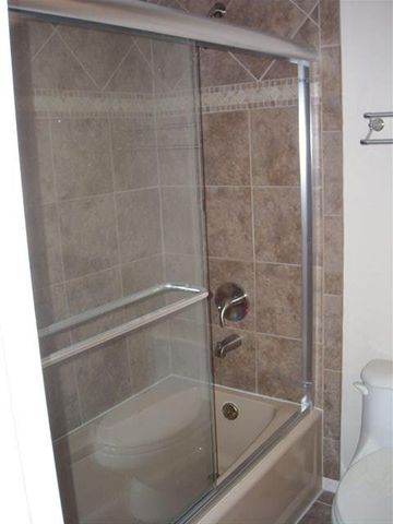 8400 Jamestown DR 426, Austin, TX 78758