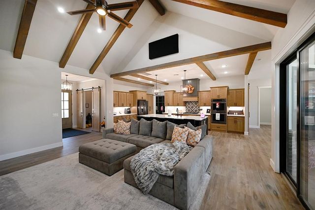 11503 S Churchhill Downs Street, Perkins, OK 74059