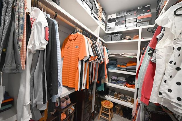 11503 S Churchhill Downs Street, Perkins, OK 74059