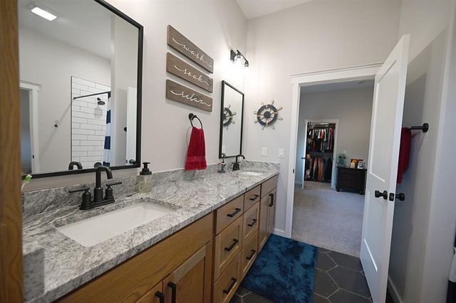 11503 S Churchhill Downs Street, Perkins, OK 74059