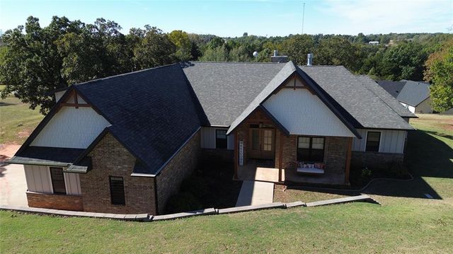 11503 S Churchhill Downs Street, Perkins, OK 74059