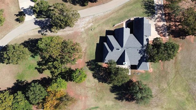 11503 S Churchhill Downs Street, Perkins, OK 74059