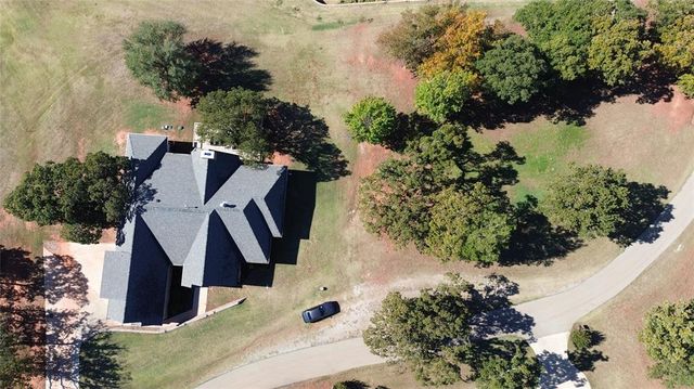 11503 S Churchhill Downs Street, Perkins, OK 74059