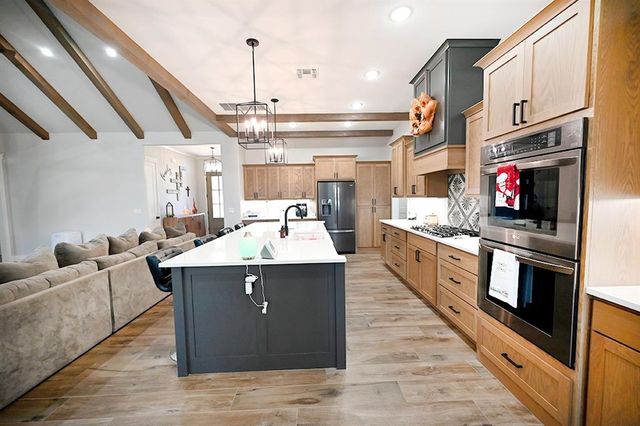 11503 S Churchhill Downs Street, Perkins, OK 74059