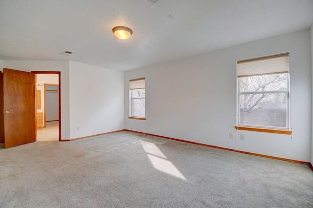 10219 Wickenburg Street NW, Albuquerque, NM 87114