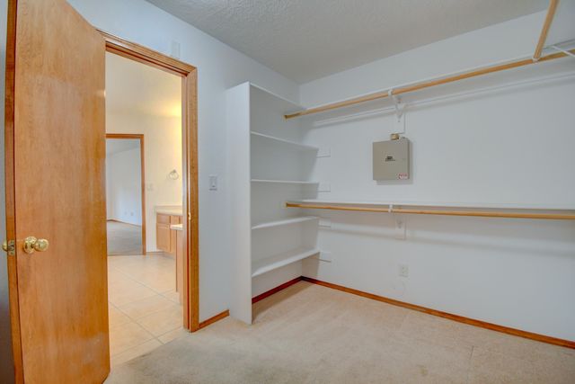 10219 Wickenburg Street NW, Albuquerque, NM 87114