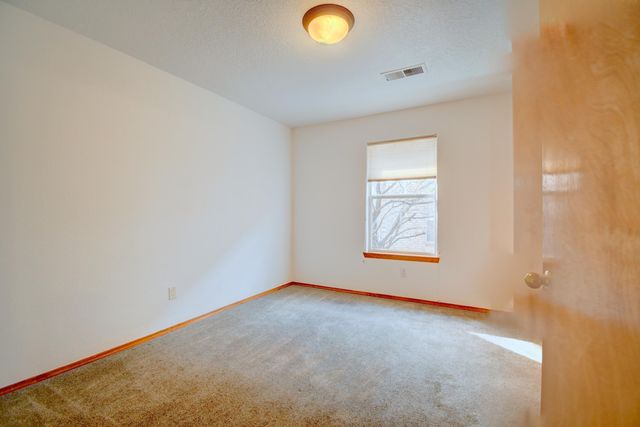 10219 Wickenburg Street NW, Albuquerque, NM 87114