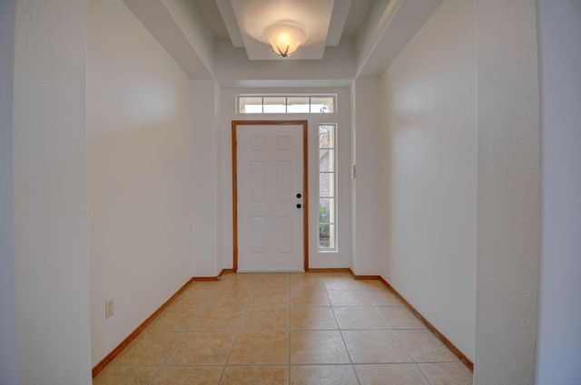 10219 Wickenburg Street NW, Albuquerque, NM 87114