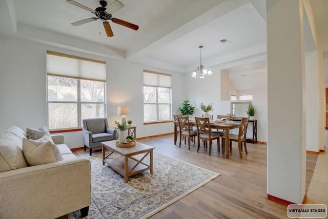 10219 Wickenburg Street NW, Albuquerque, NM 87114