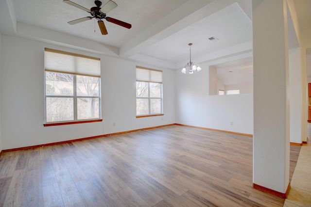 10219 Wickenburg Street NW, Albuquerque, NM 87114