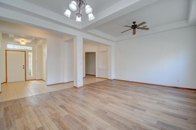 10219 Wickenburg Street NW, Albuquerque, NM 87114