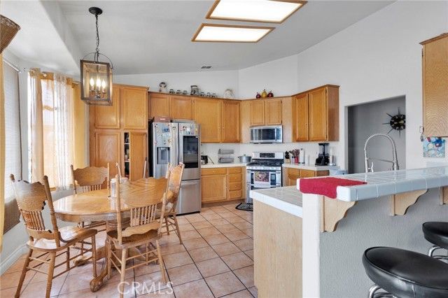 13262 Cuyamaca Road, Apple Valley, CA 92308