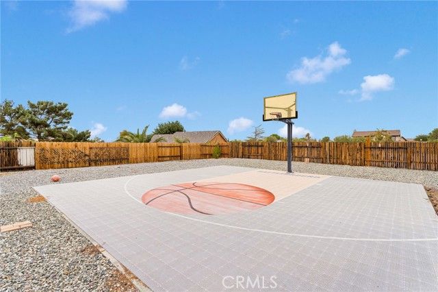 13262 Cuyamaca Road, Apple Valley, CA 92308