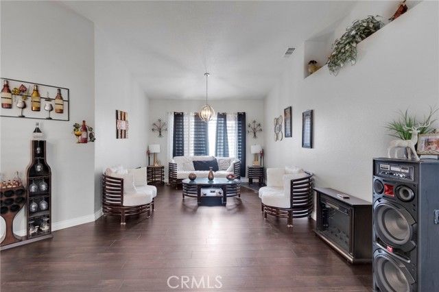 13262 Cuyamaca Road, Apple Valley, CA 92308