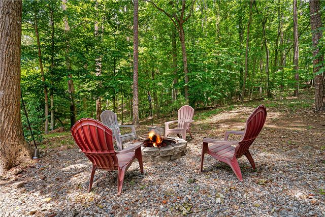 139 Tulip Lane, Westminster, SC 29693