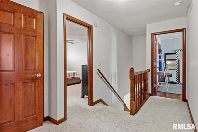529 Gatlinburg Drive, Chatham, IL 62629